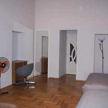 Peaceland Apartment בודפשט מראה חיצוני תמונה