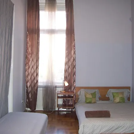 Peaceland Apartment בודפשט מראה חיצוני תמונה